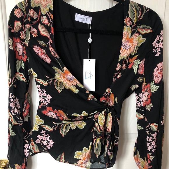 Floral Wrap Top - Picture 3 of 6